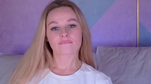 BeatriceEsmont online show from January 2025 11:38:01 PM