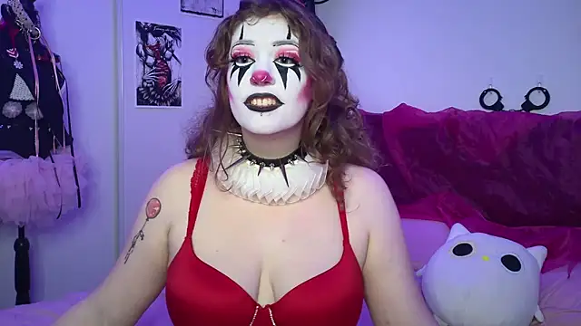 Snapshot of Twitchtheclownn chatting on October 2025 09:43:02 PM Twitchtheclownn online show from October 2025 09:43:02 PM