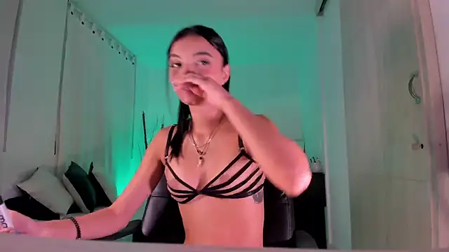 AnabelWolf online show from January 2025 01:10:01 AM