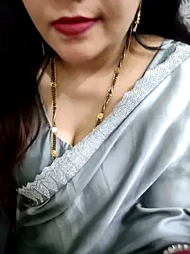 Snapshot of Mayuri77 chatting on March 2026 07:44:01 AM Mayuri77 online show from March 2026 07:44:01 AM