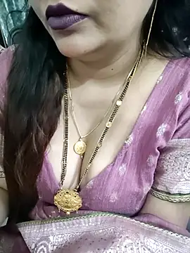 Snapshot of Mayuri77 chatting on April 2026 09:21:01 AM Mayuri77 online show from April 2026 09:21:01 AM