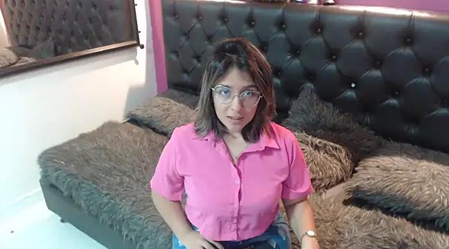 Pandoracherry online show from December 2024 02:01:02 AM