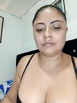 ElizabethWeil online show from November 2025 02:18:01 PM