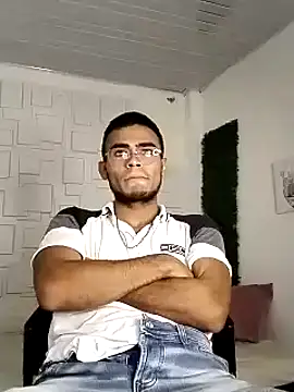 alessandro 2005 online show from December 2024 02:24:01 AM