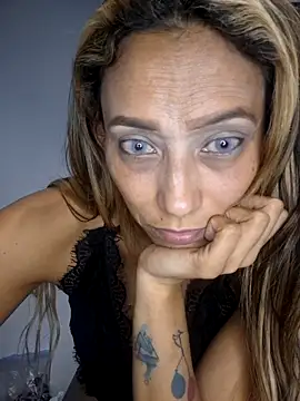 Snapshot of salome_drasin chatting on April 2026 03:38:01 AM salome drasin online show from April 2026 03:38:01 AM