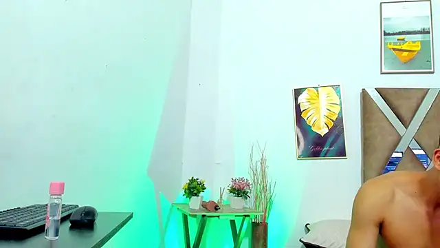 Snapshot of PETTTER_SPENCER chatting on December 2024 01:28:01 PM PETTTER SPENCER online show from December 2024 01:28:01 PM