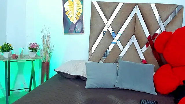 Snapshot of PETTTER_SPENCER chatting on December 2024 01:12:01 PM PETTTER SPENCER online show from December 2024 01:12:01 PM