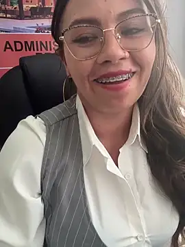 LIZ-06  online show from November 2025 03:27:01 PM