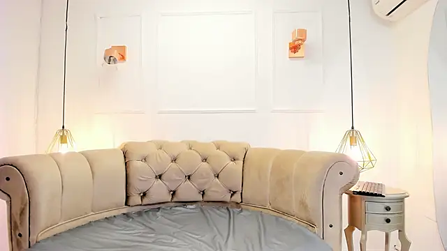 Snapshot of briannaduque chatting on February 2025 01:08:02 PM briannaduque online show from February 2025 01:08:02 PM