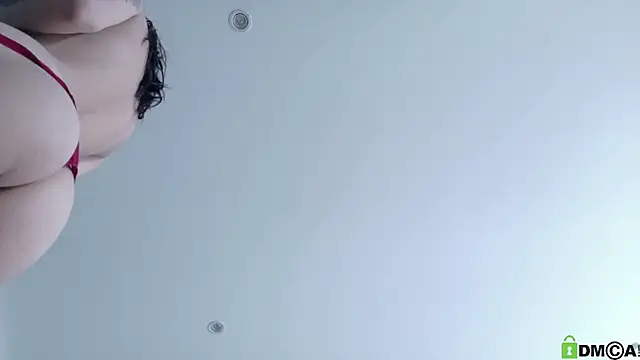 Snapshot of lia__Suummer chatting on October 2025 03:44:02 PM lia  Suummer online show from October 2025 03:44:02 PM