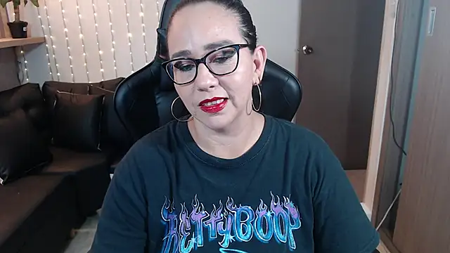 ashleylove prg online show from December 2024 11:41:02 PM