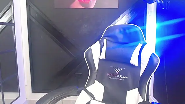 ashleylove prg online show from January 2025 07:07:01 AM