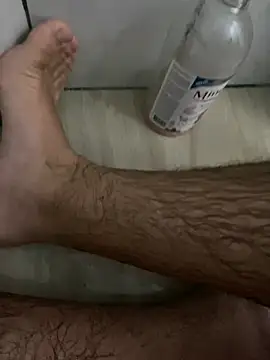 Snapshot of FabioF698 chatting on January 2025 07:39:01 PM FabioF698 online show from January 2025 07:39:01 PM