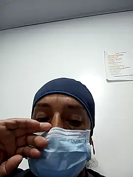 Snapshot of yaz_guzman chatting on December 2024 02:07:02 AM yaz guzman online show from December 2024 02:07:02 AM