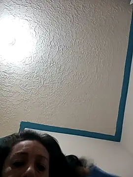 Snapshot of yaz_guzman chatting on February 2025 12:32:01 PM yaz guzman online show from February 2025 12:32:01 PM