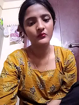 BabySlimmy10 online show from March 2026 07:03:01 PM