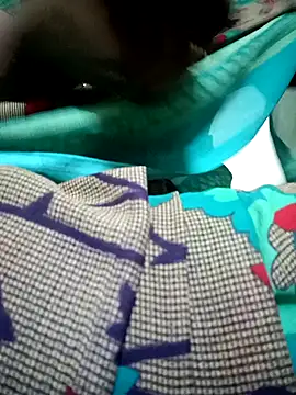 Snapshot of Cute-chinny chatting on January 2025 08:41:01 PM Cute-chinny online show from January 2025 08:41:01 PM