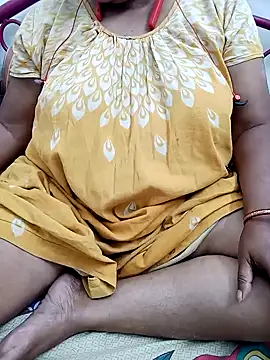 Hotty-rumi online show from November 2025 06:24:02 PM