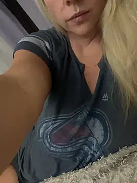 HopeDaylee online show from May 2026 03:36:01 AM