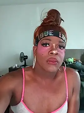 Snapshot of kobrashekyng chatting on April 2026 09:15:01 PM kobrashekyng online show from April 2026 09:15:01 PM