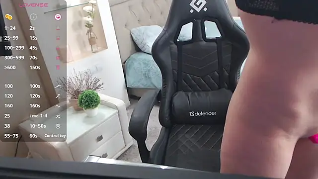 Cutie Emily online show from February 2025 04:00:02 PM