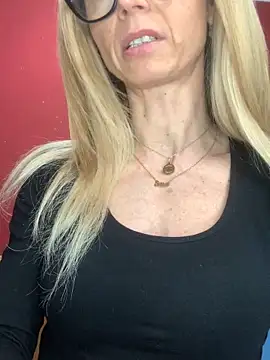 harleyejoker1 online show from February 2025 05:34:02 AM