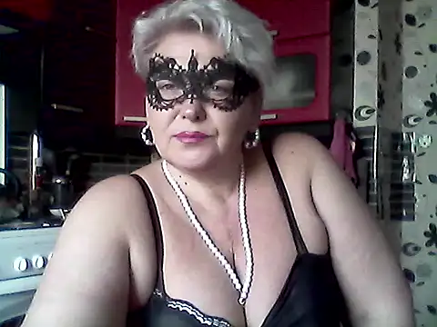 Snapshot of Lisa_Suzie chatting on March 2026 07:36:02 AM Lisa Suzie online show from March 2026 07:36:02 AM