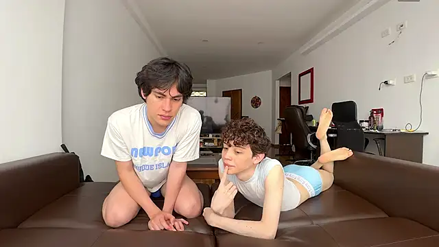 Snapshot of mapleg chatting on March 2026 06:58:01 PM mapleg online show from March 2026 06:58:01 PM