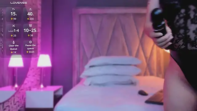 Snapshot of Pamela_Johnsonn chatting on December 2025 11:15:02 AM Pamela Johnsonn online show from December 2025 11:15:02 AM