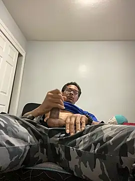 Snapshot of CirocObama69 chatting on April 2026 09:23:02 PM CirocObama69 online show from April 2026 09:23:02 PM