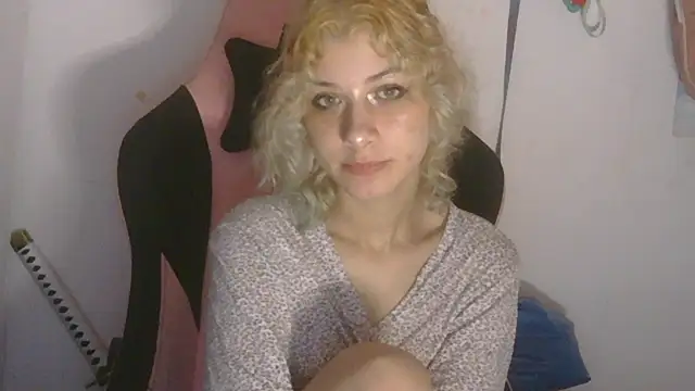 Snapshot of LadyhNigth chatting on April 2026 12:57:02 AM LadyhNigth online show from April 2026 12:57:02 AM