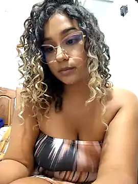 BrendaGirs online show from April 2026 03:44:02 AM