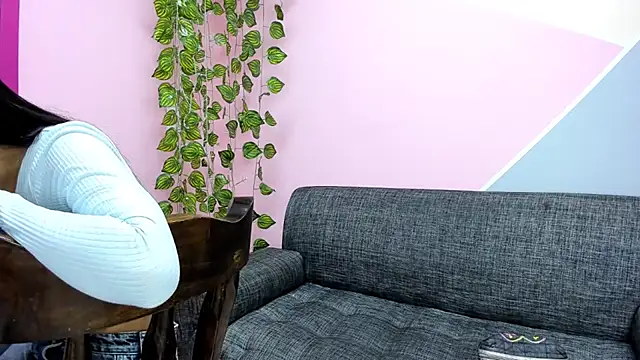 Snapshot of dakota-bright01 chatting on February 2025 12:59:01 PM dakota-bright01 online show from February 2025 12:59:01 PM