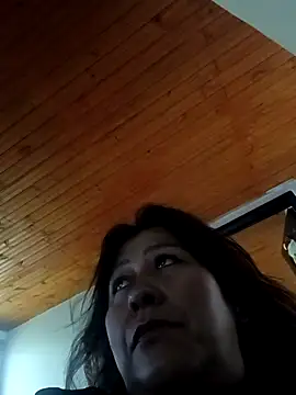 Snapshot of Darly_Gomez chatting on January 2026 12:43:02 PM Darly Gomez online show from January 2026 12:43:02 PM