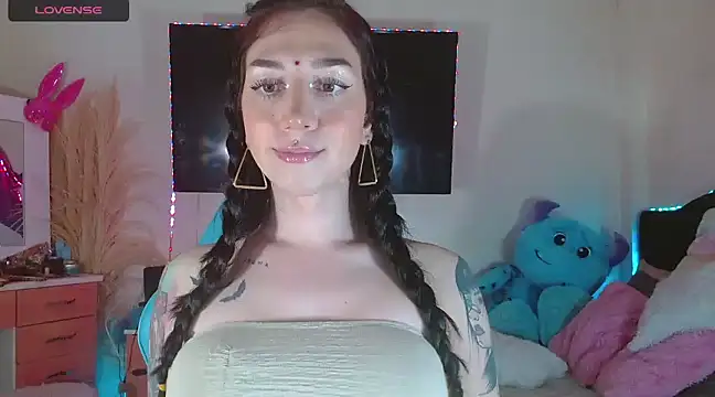 karla zambrano online show from December 2024 10:05:01 PM