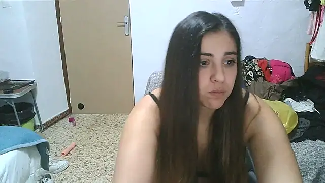 Snapshot of Ursumi1 chatting on January 2025 07:13:01 PM Ursumi1 online show from January 2025 07:13:01 PM