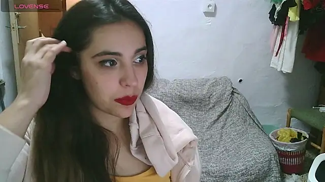 Snapshot of Ursumi1 chatting on January 2025 07:21:01 PM Ursumi1 online show from January 2025 07:21:01 PM