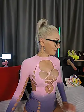 Milforja online show from July 2026 05:16:01 PM