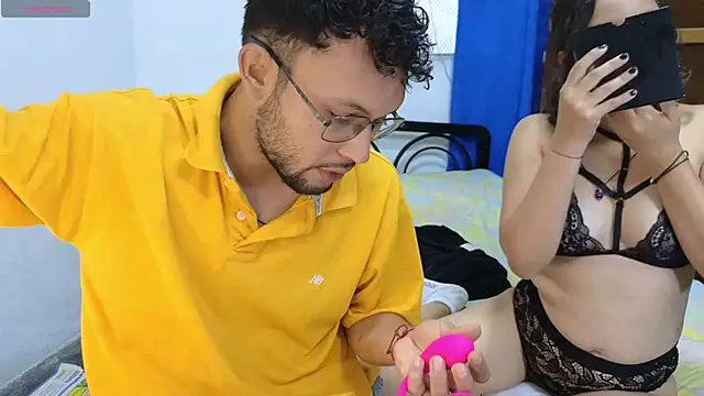 Snapshot of YuKinaHentaiI chatting on March 2025 11:29:02 AM YuKinaHentaiI online show from March 2025 11:29:02 AM