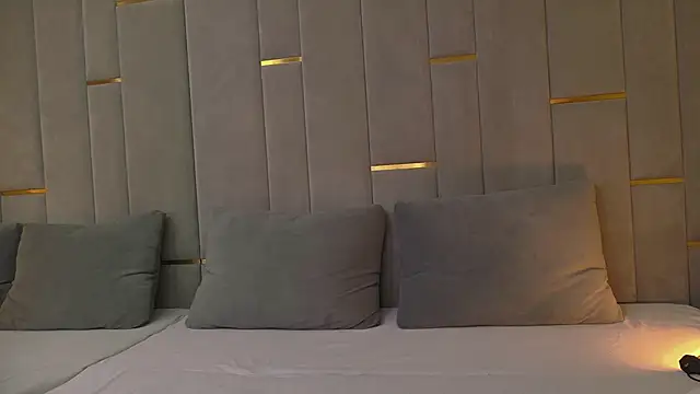 Snapshot of Ishtar_Divine chatting on January 2025 02:32:02 PM Ishtar Divine online show from January 2025 02:32:02 PM