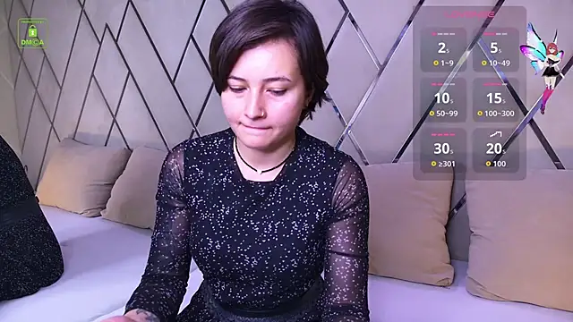 Snapshot of Ishtar_Divine chatting on October 2025 03:46:02 PM Ishtar Divine online show from October 2025 03:46:02 PM