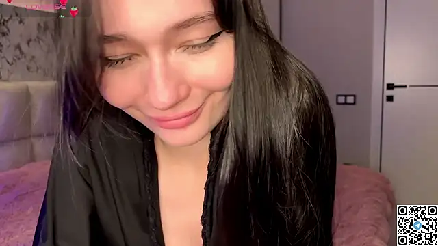 Snapshot of Misty_Rose chatting on January 2025 11:29:02 AM Misty Rose online show from January 2025 11:29:02 AM