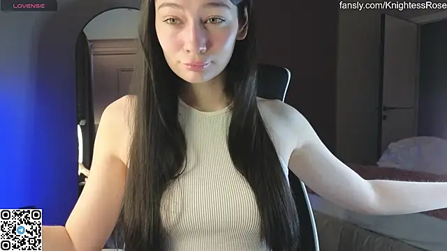 Snapshot of Misty_Rose chatting on January 2025 06:49:02 AM Misty Rose online show from January 2025 06:49:02 AM