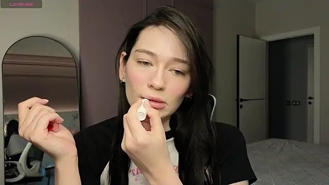 Snapshot of Misty_Rose chatting on February 2025 04:36:02 AM Misty Rose online show from February 2025 04:36:02 AM