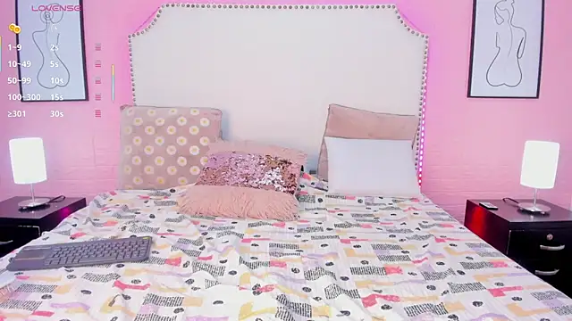 Snapshot of aggy_castel chatting on December 2025 01:59:02 PM aggy castel online show from December 2025 01:59:02 PM