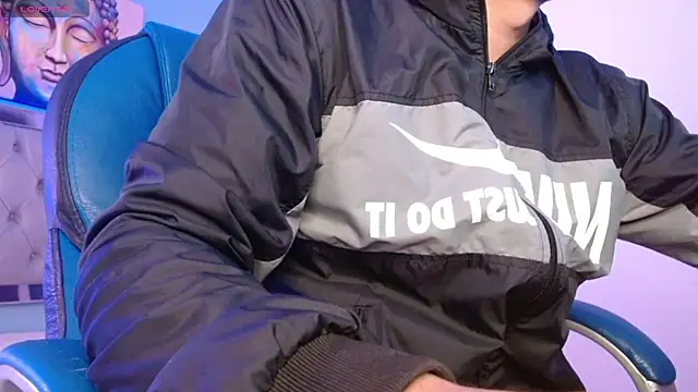 Snapshot of Jheidertwink chatting on January 2025 03:59:01 AM Jheidertwink online show from January 2025 03:59:01 AM