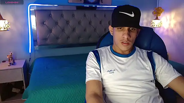 Snapshot of Jheidertwink chatting on February 2025 04:16:02 AM Jheidertwink online show from February 2025 04:16:02 AM