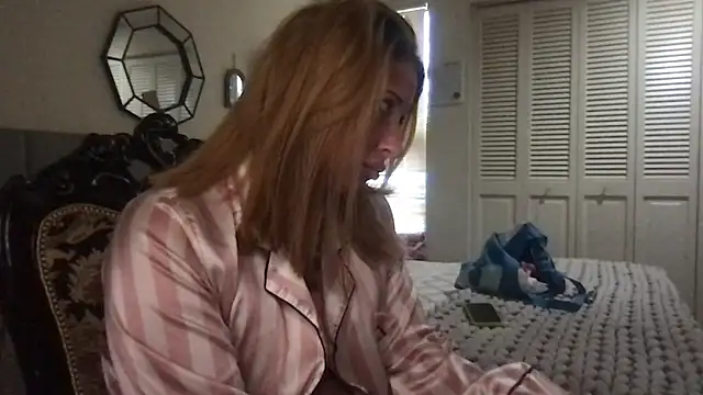 megansweetfromthevalley online show from March 2026 10:38:01 PM