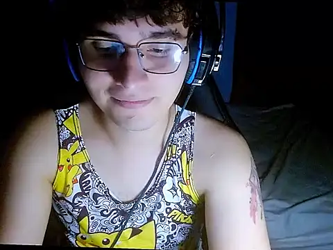 Snapshot of Charley_quin chatting on March 2026 12:17:02 AM Charley quin online show from March 2026 12:17:02 AM