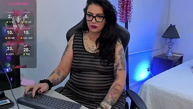 poisson ivy online show from March 2025 10:24:01 AM